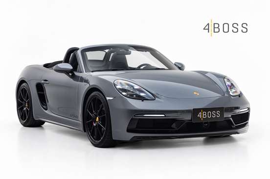 PORSCHE-718-2025