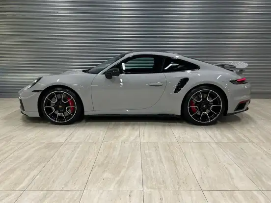 PORSCHE-911-2022