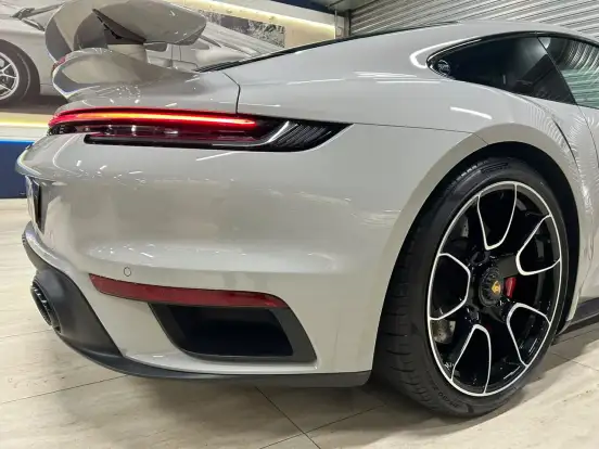 PORSCHE-911-2022