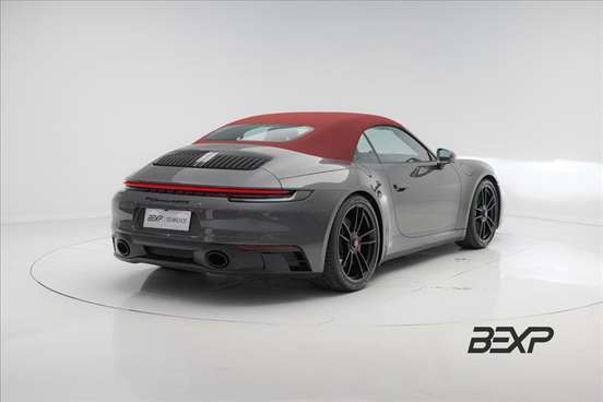 PORSCHE-911-2022