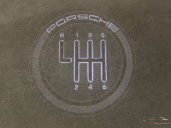 PORSCHE-911-2025