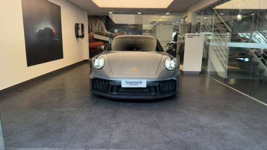PORSCHE-911-2025