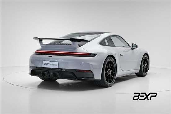 PORSCHE-911-2025