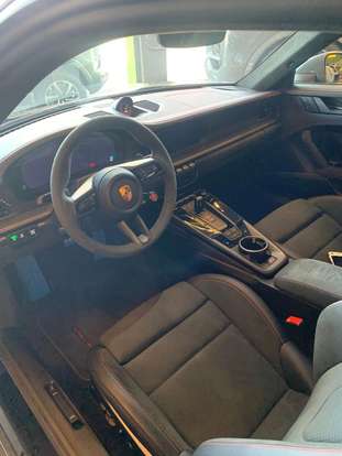 PORSCHE-911-2025