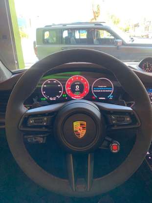 PORSCHE-911-2025