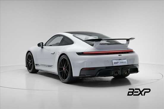 PORSCHE-911-2025