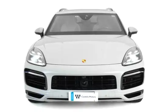 PORSCHE-CAYENNE-2020