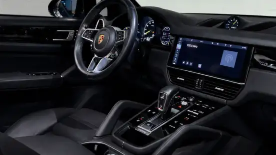 PORSCHE-CAYENNE-2022