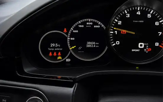 PORSCHE-CAYENNE-2022