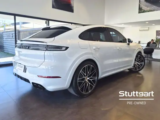 PORSCHE-CAYENNE-2024