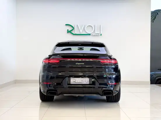 PORSCHE-CAYENNE-2021