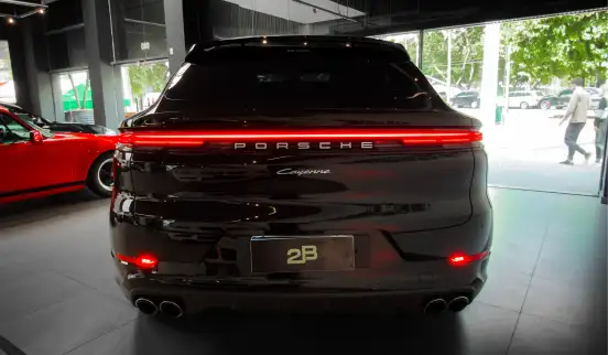 PORSCHE-CAYENNE-2024