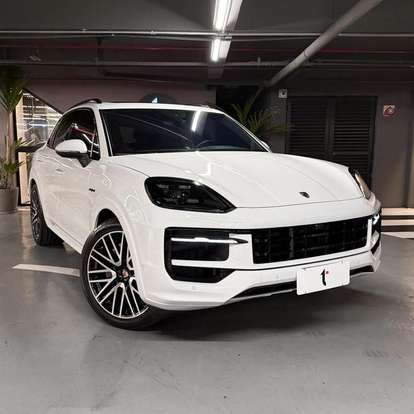 PORSCHE-CAYENNE-2025