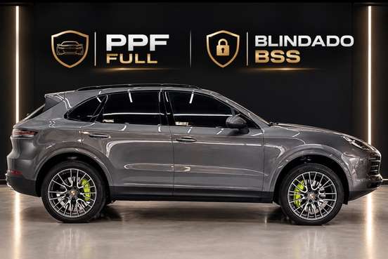 PORSCHE-CAYENNE-2022