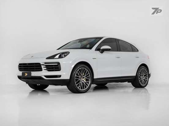 PORSCHE-CAYENNE-2022