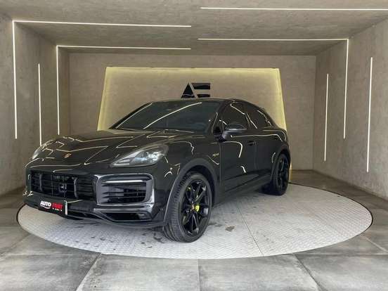 PORSCHE-CAYENNE-2023
