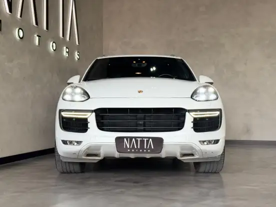 PORSCHE-CAYENNE-2014