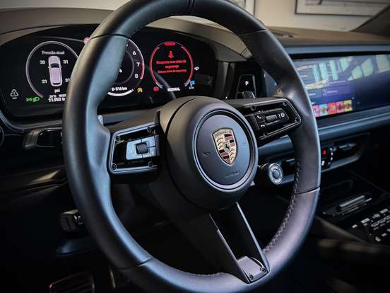 PORSCHE-CAYENNE-2025