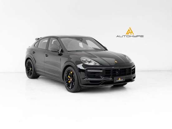 PORSCHE-CAYENNE-2022