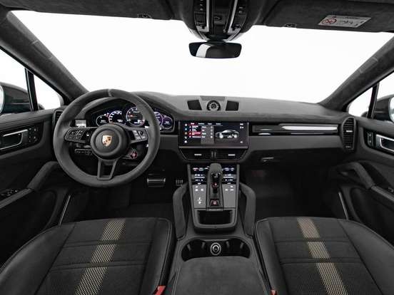 PORSCHE-CAYENNE-2022