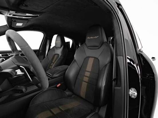 PORSCHE-CAYENNE-2022