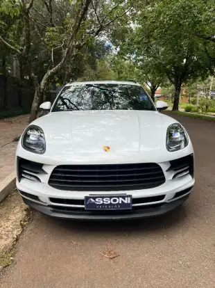 PORSCHE-MACAN-2020