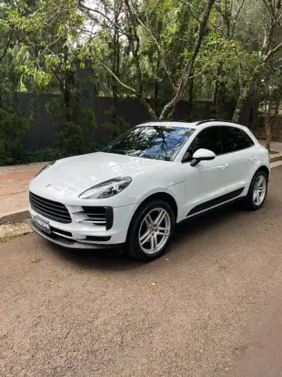 PORSCHE-MACAN-2020