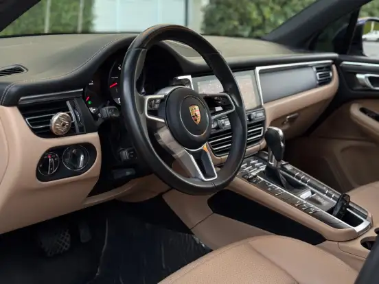 PORSCHE-MACAN-2.0 16V GASOLINA 4P AUTOMÁTICO PORSCHE-MACAN-2021