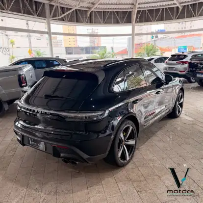 PORSCHE-MACAN-2022