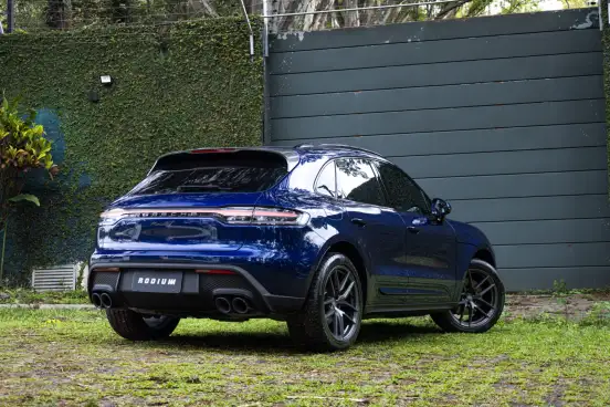 PORSCHE-MACAN-2025