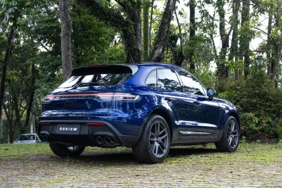 PORSCHE-MACAN-2025