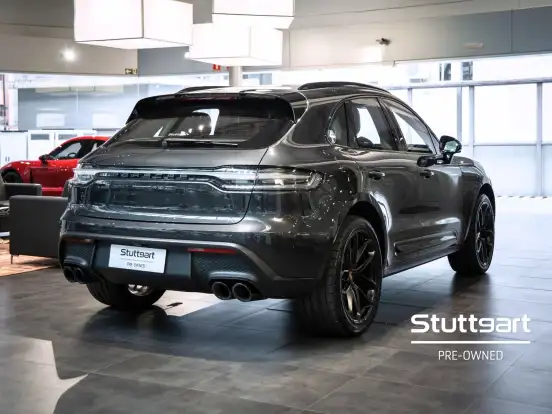 PORSCHE-MACAN-2023