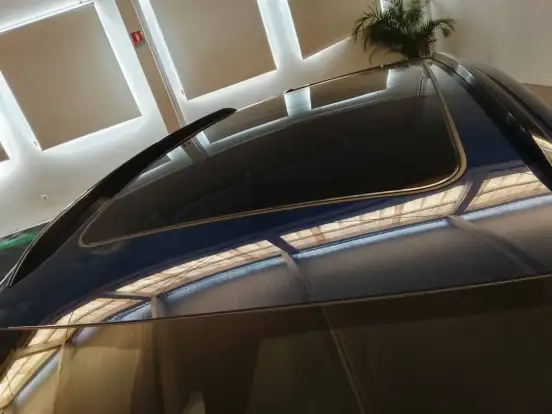 PORSCHE-MACAN-2024