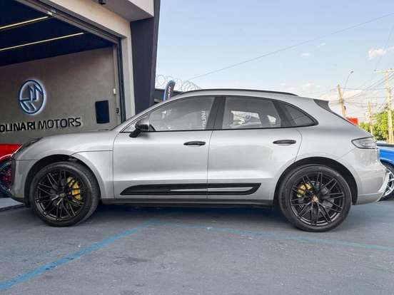 PORSCHE-MACAN-2022