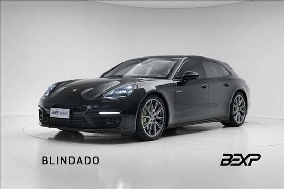 PORSCHE-PANAMERA-2022