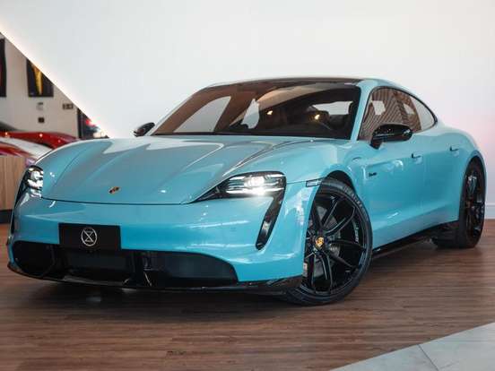 PORSCHE-TAYCAN-TURBO ELÉTRICO PORSCHE-TAYCAN-2020