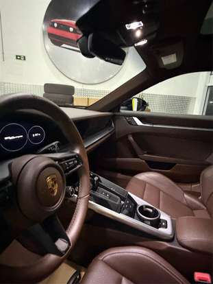 PORSCHE-911-2021