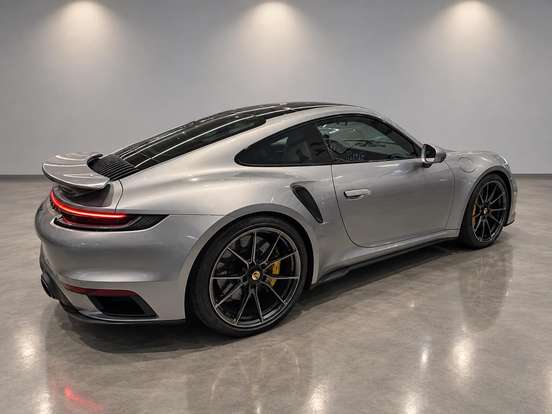 PORSCHE-911-2021