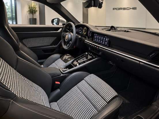 PORSCHE-911-3.8 24V H6 GASOLINA TURBO S PDK PORSCHE-911-2021