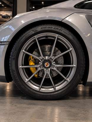 PORSCHE-911-2021