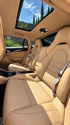 PORSCHE-PANAMERA-2023