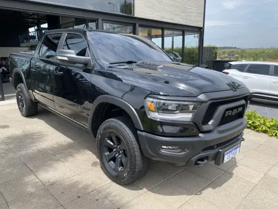 RAM-1500-5.7 V8 GASOLINA REBEL CD 4X4 AUTOMÁTICO RAM-1500-2021