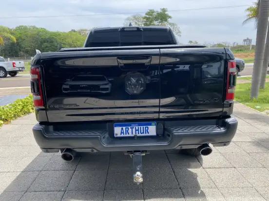 RAM-1500-5.7 V8 GASOLINA REBEL CD 4X4 AUTOMÁTICO RAM-1500-2021