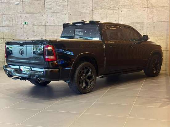 RAM-1500-5.7 V8 GASOLINA LIMITED CD 4X4 AUTOMÁTICO RAM-1500-2023