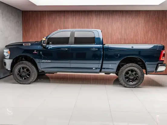 RAM-2500-6.7 I6 TURBO DIESEL LARAMIE CD 4X4 AUTOMÁTICO RAM-2500-2023