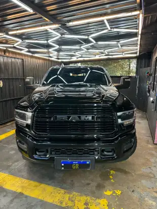 RAM-2500-6.7 I6 TURBO DIESEL LARAMIE NIGHT EDITION CD 4X4 AUTOMÁTICO RAM-2500-2024