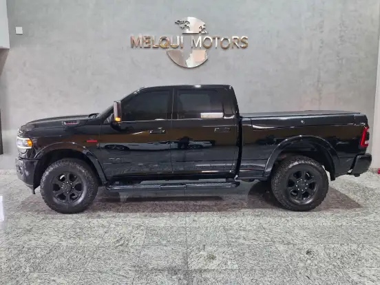 RAM-2500-6.7 I6 TURBO DIESEL NIGHT EDITION CD 4X4 AUTOMÁTICO RAM-2500-2020