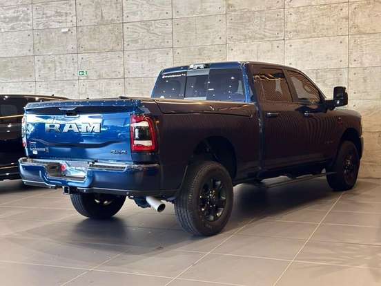 RAM-2500-6.7 I6 TURBO DIESEL LARAMIE NIGHT EDITION CD 4X4 AUTOMÁTICO RAM-2500-2023