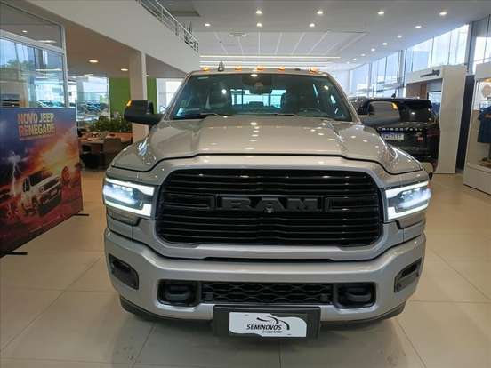 RAM-3500-6.7 I6 TURBO DIESEL LARAMIE NIGHT EDITION CD 4X4 AUTOMÁTICO RAM-3500-2022