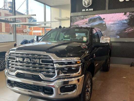 RAM-3500-6.7 I6 TURBO DIESEL LIMITED LONGHORN CD 4X4 AUTOMÁTICO RAM-3500-2026
